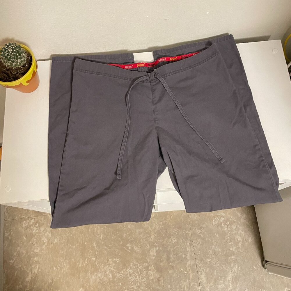 Dickies Women scrub bottoms